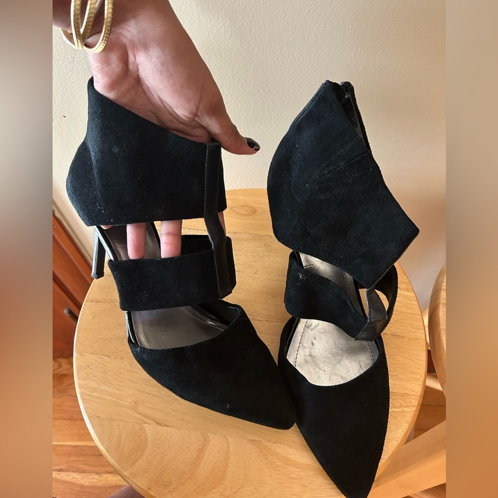 Tahari Black Suede Heels